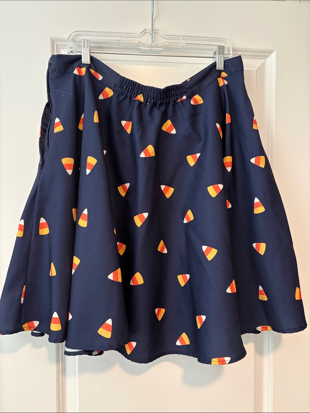 ModCloth Navy Candy Corn Print A-Line Skirt size 1X 🍬 Halloween 🍭- has pockets - Picture 5 of 5